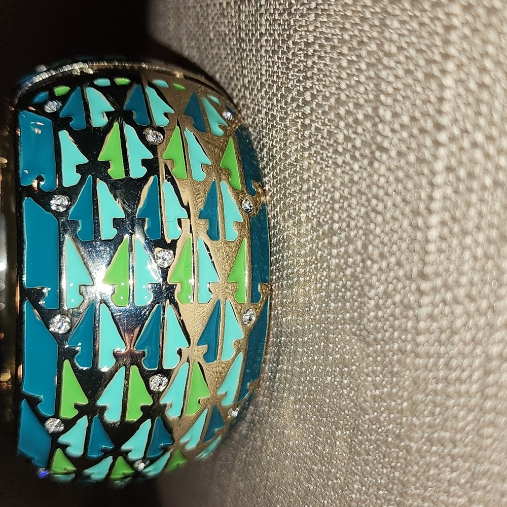 Green and Gold Hinged Bangle, NWOT